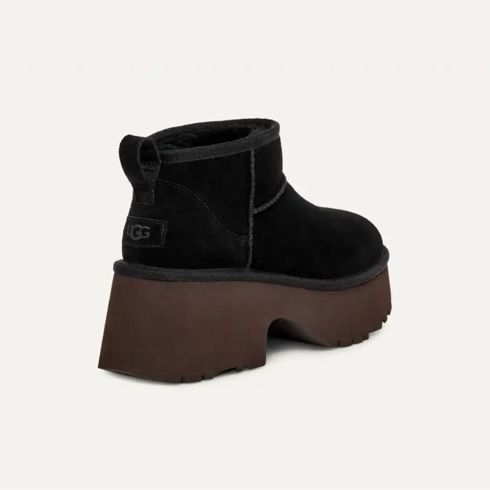 UGG Women's ultra mini  Platform boots